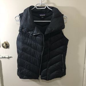 Patagonia black zip-up puffer vest